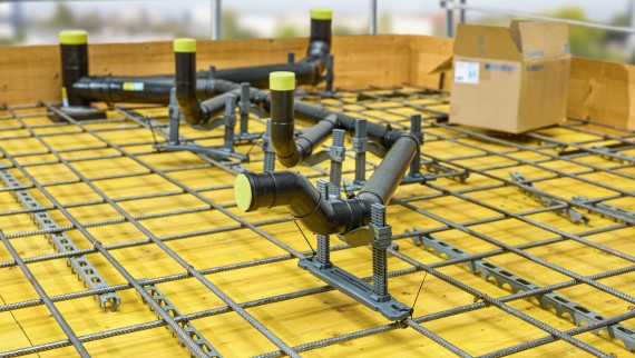 Einbetonierte Geberit PE Anschlussleitung