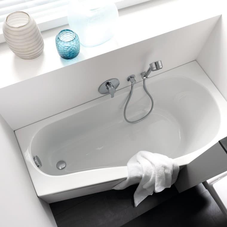 Geberit Renova Compact raumsparende Badewanne Geberit Renova Compact raumsparende Badewanne